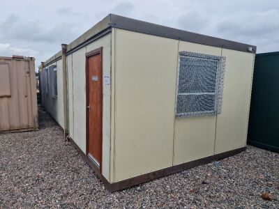 12 x 40ft Jackleg Boys & Girls Changing Rooms