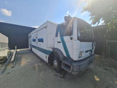 1999 Renault Midliner 4x2 Catering Rigid