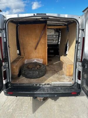 2015 Renault Traffic DCi 120 Van - 11