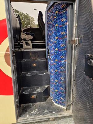 2001 Volvo Jonckheere Mistral 51/49 Seat Coach - 15