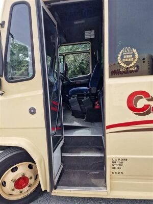 2007 Mercedes 0813 Onyx 24 Seat Midi Coach - 11