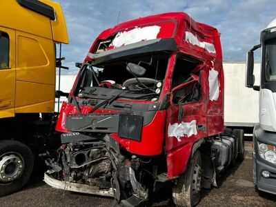 2019 Volvo FM 6x2 Mini Midlift Tractor Unit