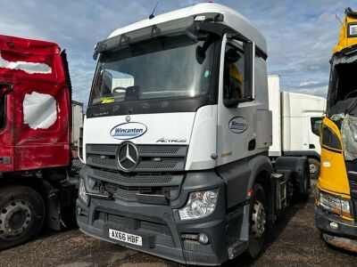 2017 Mercedes Actros 2443 6x2 Mini Midlift Tractor Unit