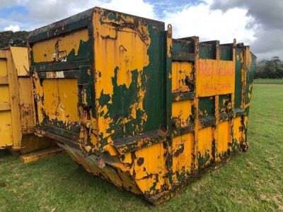 Portable Chain Lift Compactor Bin