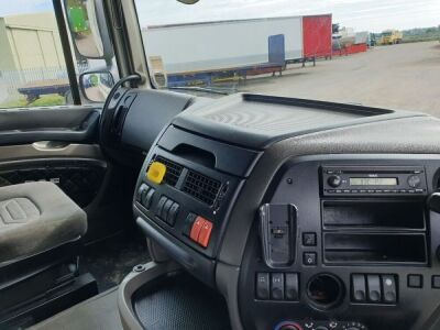 2011 DAF XF105 460 Super Space 6x2 Tractor Unit - 17