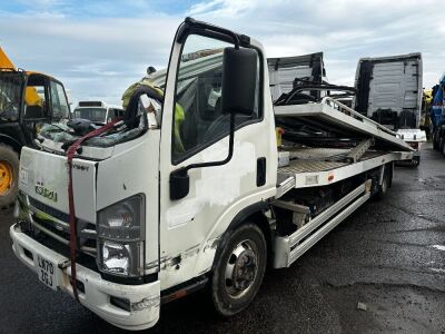 2020 Isuzu Easy Shift 4x2 2 Deck Car Transporter - 2