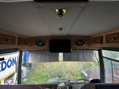 1982 Volvo B10M Vanhool Coach Conversion - 10