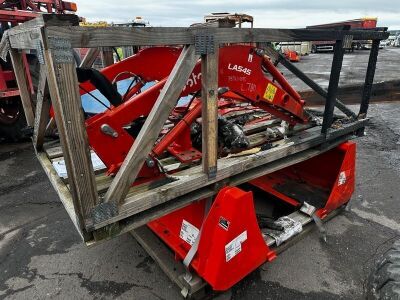 Kubota Loader Arm + 2 x Buckets