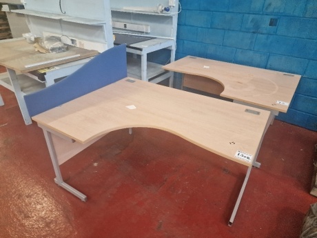 2x Office Corner Desks