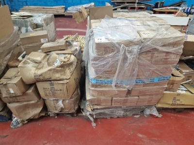 Large Quantity of Plastic Sealable Bags, Computer Cables & Brackets