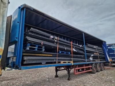 2000 M&G Triaxle Curtainside Trailer