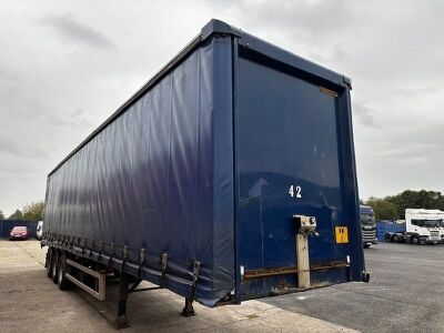 2003 SDC Triaxle Curtainside Trailer