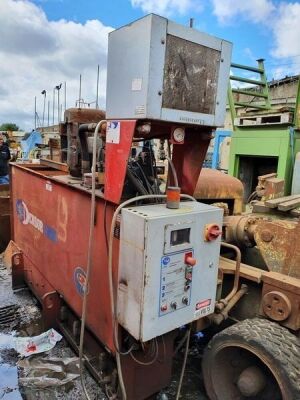 2001 CP CD1200 Can Baler