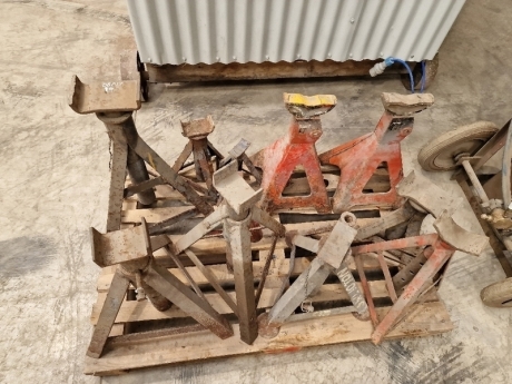 Qty of Various Sized Axle Stands