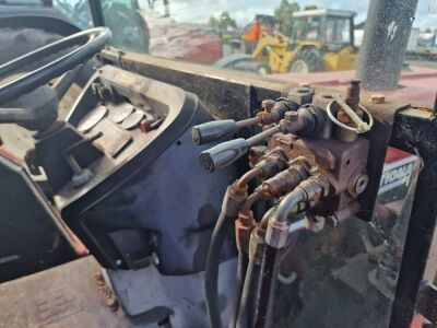 1978 International 484 2wd Front Loader Tractor - 15