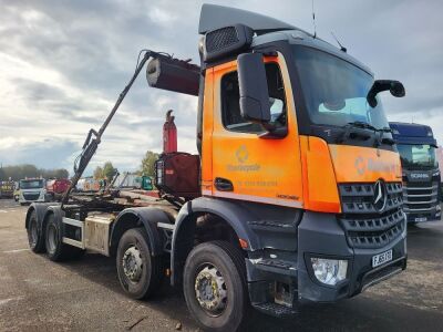 2015 Mercedes Arocs 3236 8x4 Hook Loader