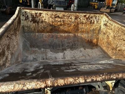 2011 Terex 2 ton Straight Tip Dumper - 6