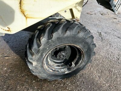 2011 Terex 2 ton Straight Tip Dumper - 7