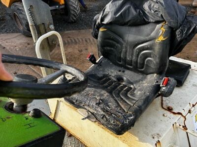 2011 Terex 2 ton Straight Tip Dumper - 12