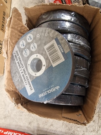 100 x 4½inch Cutting Disc's