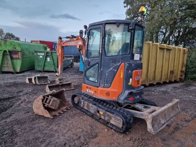 2021 Hitachi ZX33U-6 CLR Mini Digger - 4