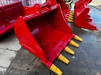 Unused 4ft Digging Bucket With Teeth