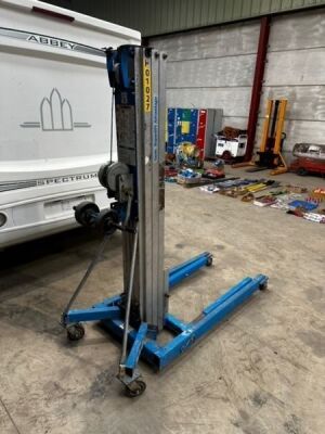 2015 Genie Lift SLA15 Lifter Stacker - 5