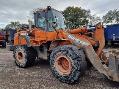 2011 Doosan DL300 Wheeled Loader - 5