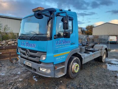 2013 Mercedes Atego 4x2 Small Hook Loader