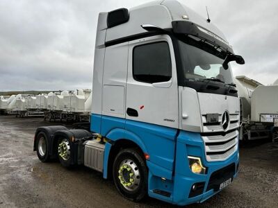 2020 Mercedes Actros Gigaspace 2551 6x2 Midlift Tractor Unit 