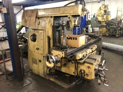 Cincinnati Milacron Milling Machine