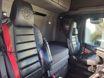 2019 Scania 580S V8 Mini Midlift Tractor Unit - 7