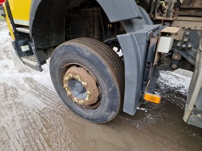 2016 Volvo FMX 410 8x4 Steel Body Tipper - 24