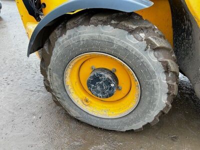 2014 JCB 535-140 Telehandler - 9