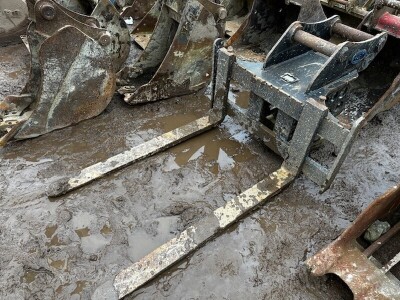 Keen Fork Attachment for Excavator - 65mm Pins