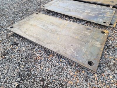 4 x New & Unused 1960 x 980 x 8mm Steel Road Plates