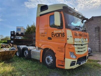 2019 Mercedes Actros2551 6x2 Mid Lift Tractor Unit - 2