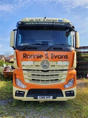 2019 Mercedes Actros2551 6x2 Mid Lift Tractor Unit - 3