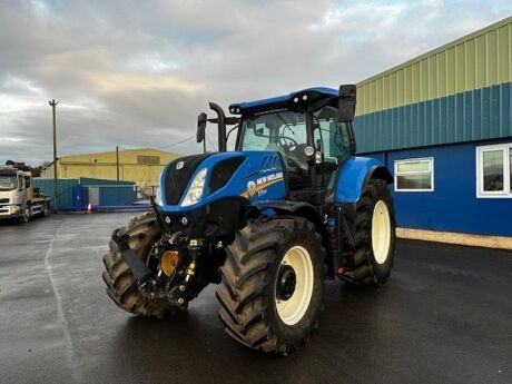 2021 New Holland T7 210 Tractor