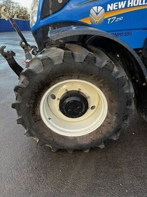 2021 New Holland T7 210 Tractor - 9