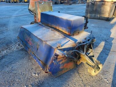 Craig Tractors Hydraulic Sweeper Attachment