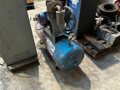 Clarke 200l 11 Bar Air Compressor - 2