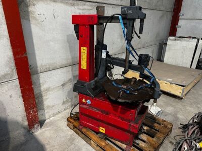 Promaxx 8240 Tyre Machine