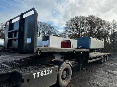 2002 Dennison Triaxle Step Frame Trailer