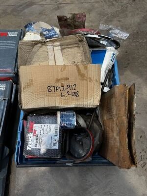 Box of Miscellaneous HGV Parts