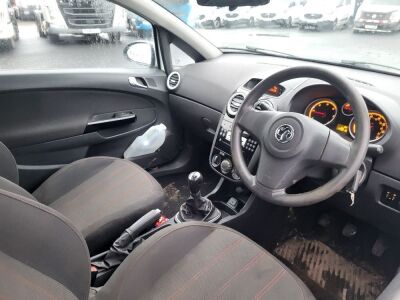 2014 Corsa 3 Door Van - 5