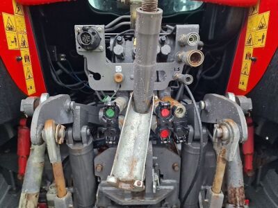 2011 Massey Ferguson 6480 Dyna-6 4WD Tractor - 11