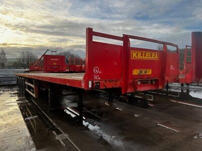 2000 Dennison Triaxle Extending Flat Bed Trailer