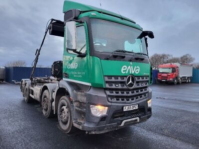 2015 Mercedes Arocs 3236 8x2 Hook Loader