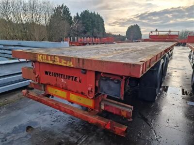 2002 Weighlifter Triaxle Extending Flat Trailer - 3